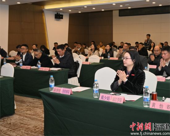 研讨会现场,韩国成人电影
供图 研讨会现场,韩国成人电影
供图